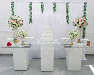 Decoração Casamento Com Mesa de Vidro Rosa e Branco